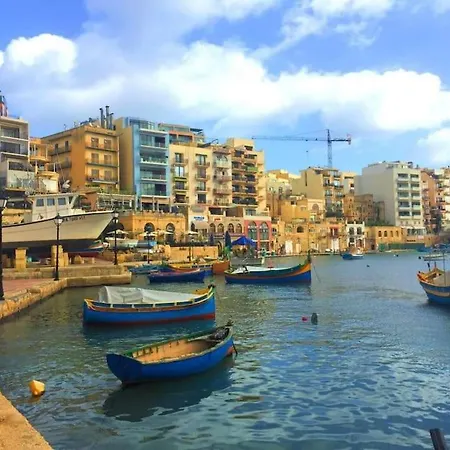 A 2br Spacious In The Heart Of St Julians By 360 Estates *