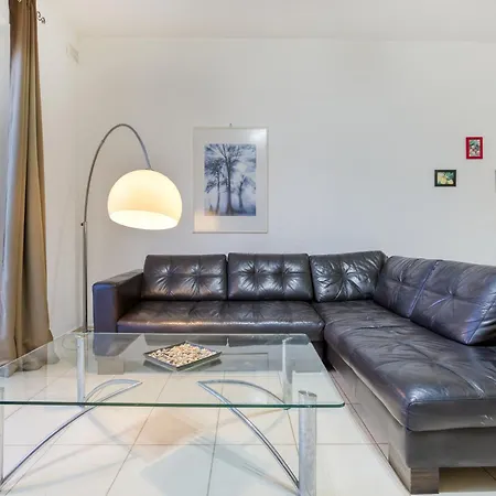 A 2br Spacious In The Heart Of St Julians By 360 Estates شقة سانت جوليان