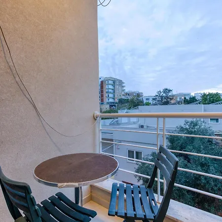 Apartmán A 2br Spacious In The Heart Of St Julians By 360 Estates